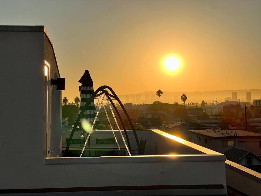 Luxury K-Town Dwelling With Private Rooftop Deck. ลอสแอนเจลิส ภายนอก รูปภาพ